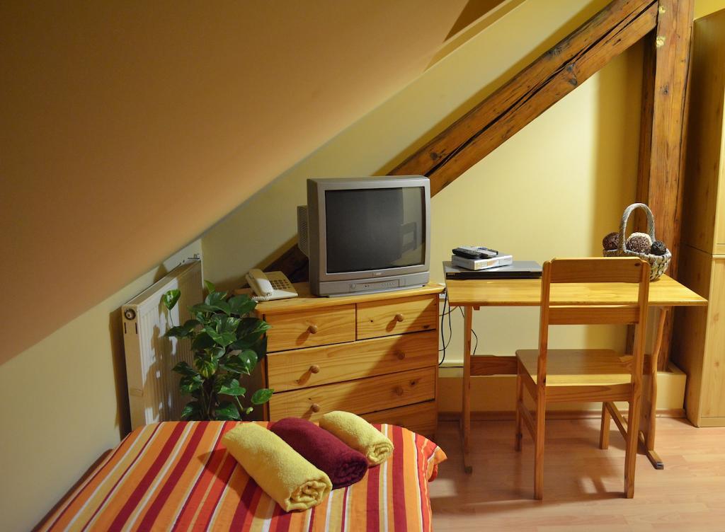 Byron Hotell Zlaté Moravce Rom bilde