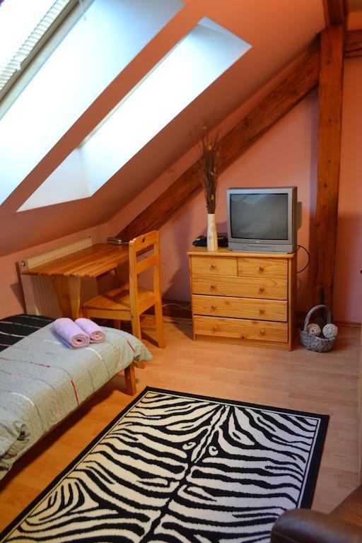 Byron Hotell Zlaté Moravce Rom bilde